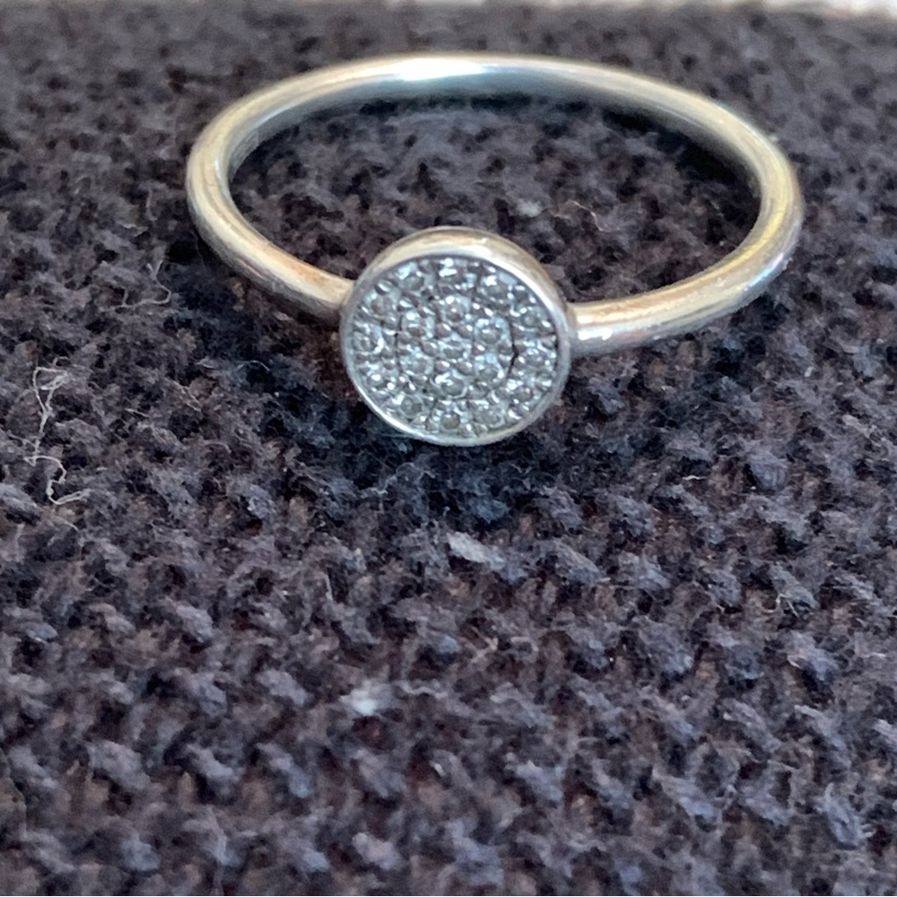 PRE-LOVED DIAMOND PAVÉ RING SIZE 7 - Picture 3 of 5